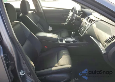 2018 Nissan Altima 2.5 z USA, uszkodzony, nr VIN 1N4AL3AP6JC131822